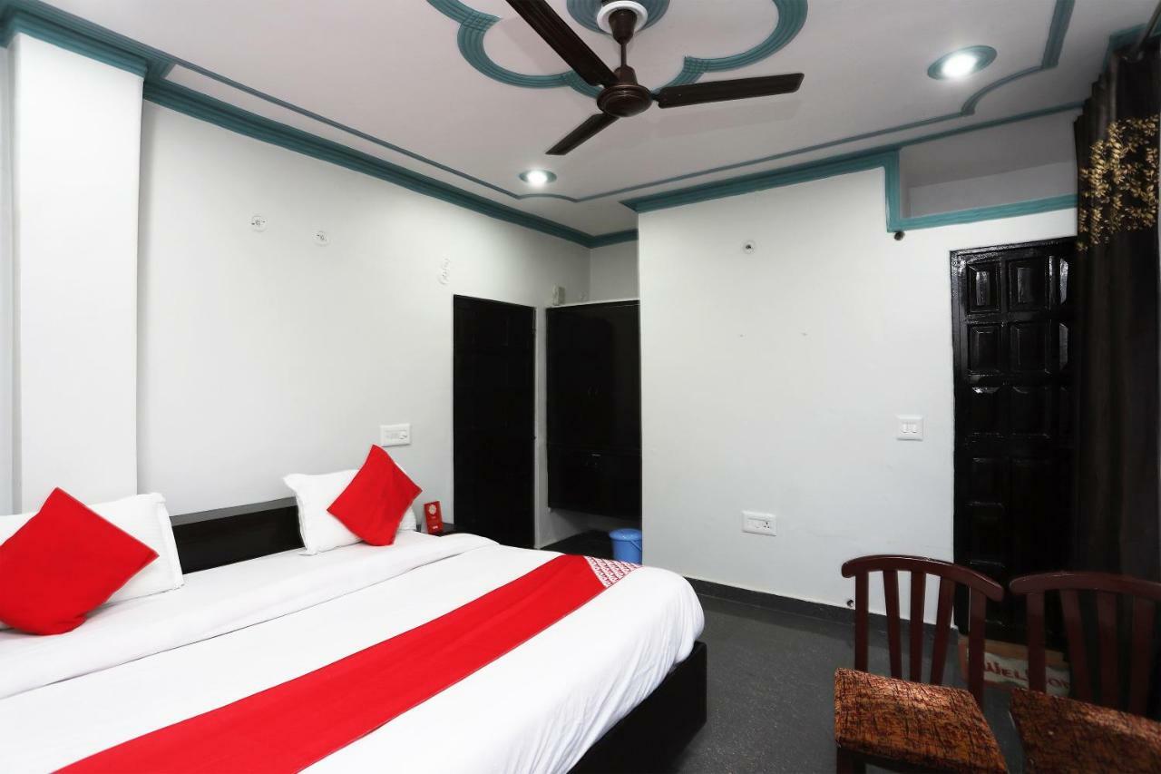 Oyo 43694 Hotel Hillson Pauri Εξωτερικό φωτογραφία